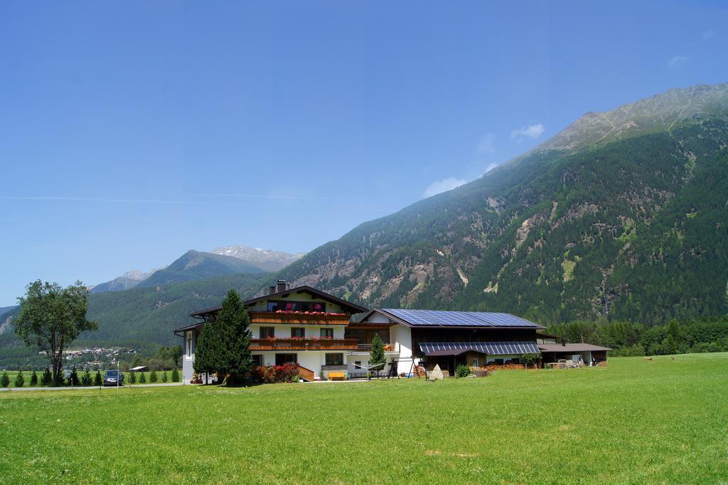 Apartments Bauernhof Dismasn Hof Längenfeld Екстериор снимка